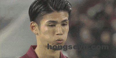 fdb76295g00t703pn03r8c000b4005kc 亚冠-蓉城终场前送点2-2神户 费利佩双响韦世豪造点+中柱