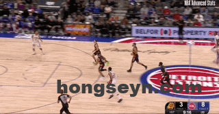 三巨头走了俩，联盟笑柄却起飞了