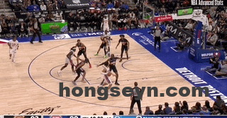 三巨头走了俩，联盟笑柄却起飞了